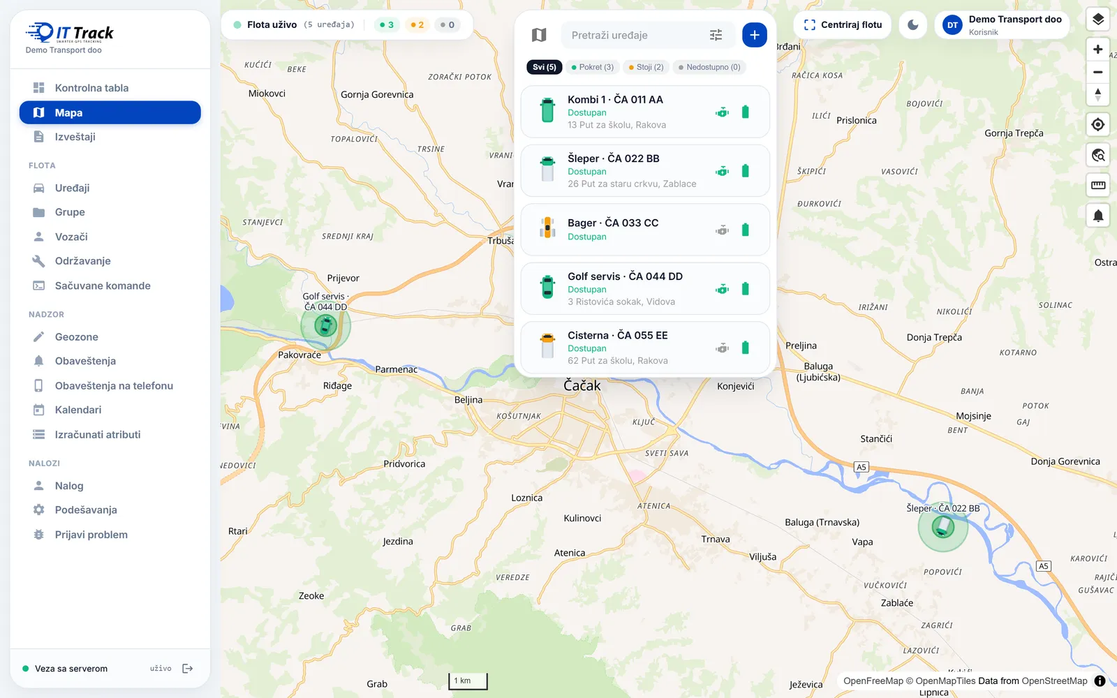 Satelitsko praćenje vozila — mapa uživo sa vozilima flote u IT Track panelu